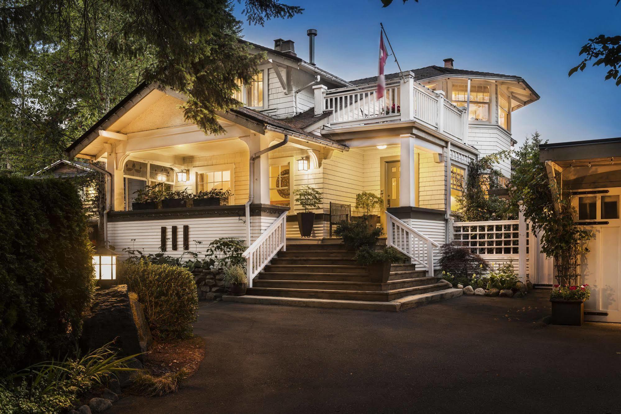Thistledown House Уэст-Ванкувер Экстерьер фото